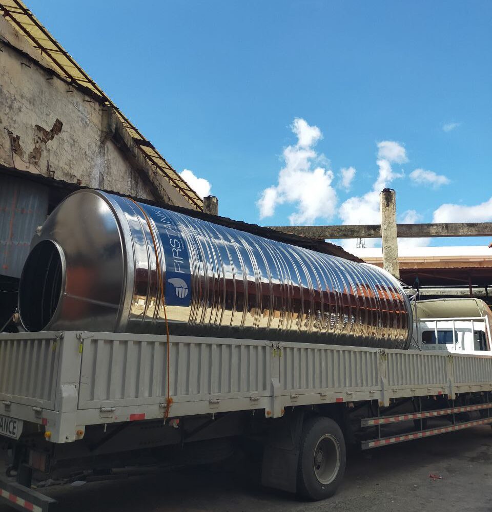 photo_2026-04-08_13-15-40 Large Volume Water Storage Tank on a container tank ready for deliver | Firstank Brand